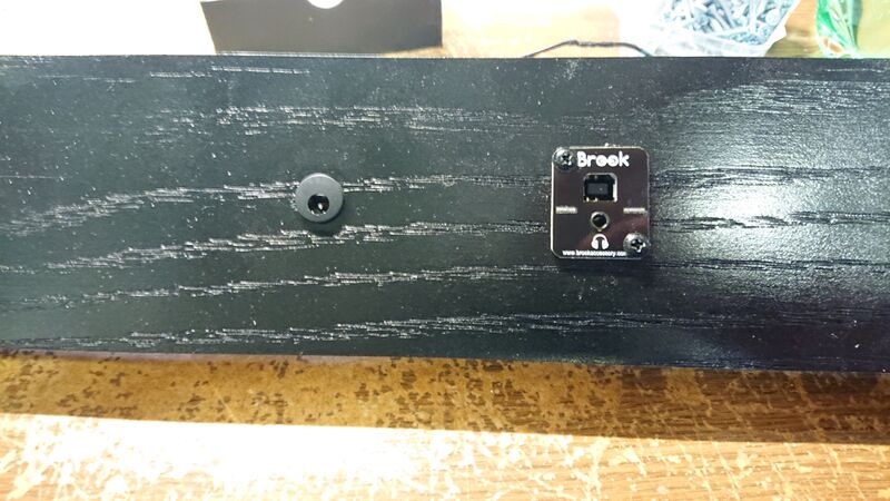 File:Assembly USB Outside.jpg